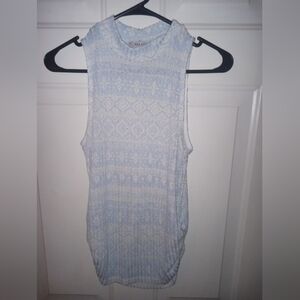 3/$10 Papaya Sleeveless Tank Size Medium 💙 🤍 Blue/White W/ Designs